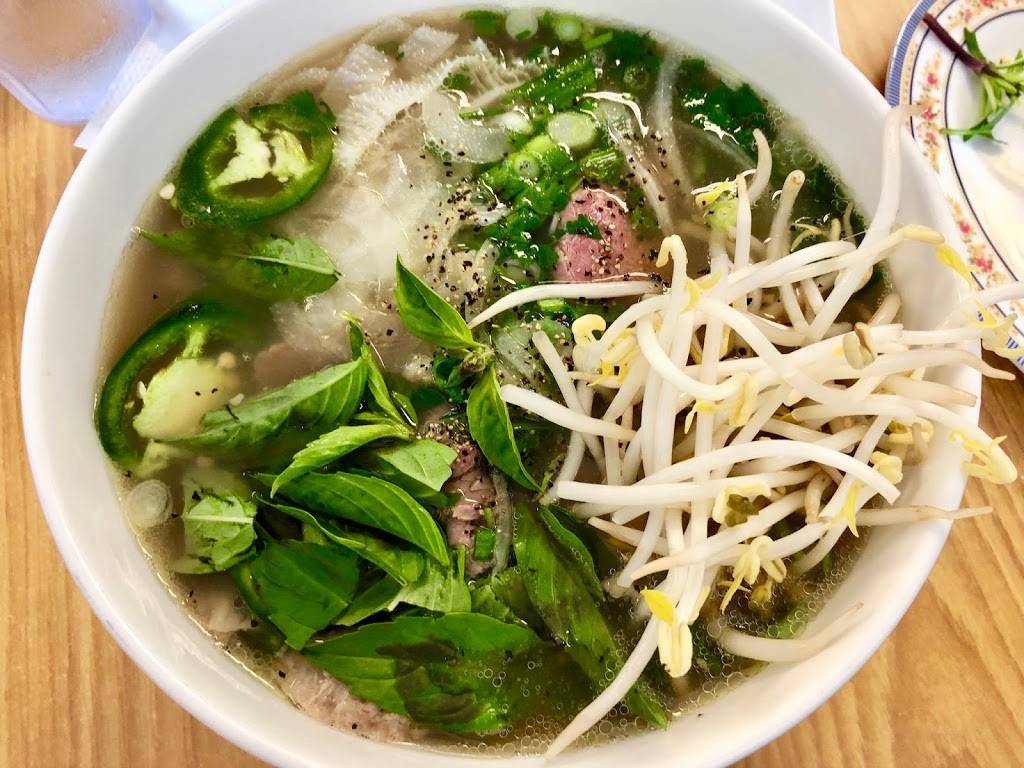 Pho Phong Luu (Noble Pho) | restaurant | 9200 N Lamar Blvd #104, Austin, TX 78753, USA | 5128341736 OR +1 512-834-1736