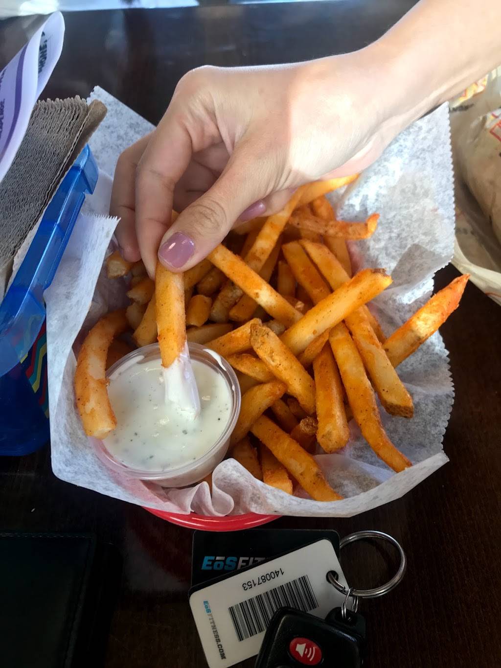 Ikes Love & Sandwiches | restaurant | 1942 E Southern Ave #101, Mesa, AZ 85204, USA | 4809771199 OR +1 480-977-1199