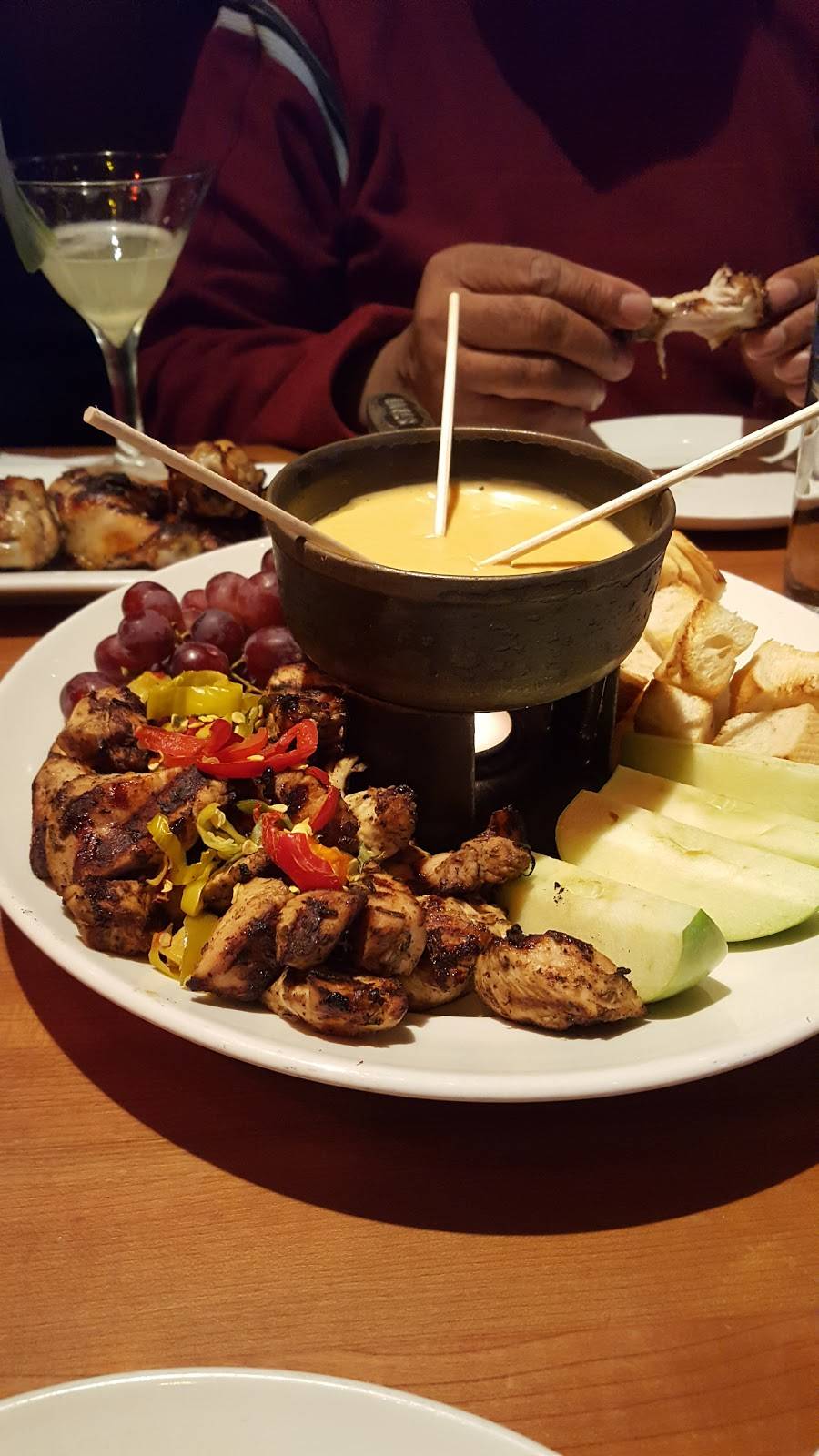 Redstone American Grill | restaurant | 13 Lincoln Center, Oakbrook Terrace, IL 60181, USA | 6302680313 OR +1 630-268-0313