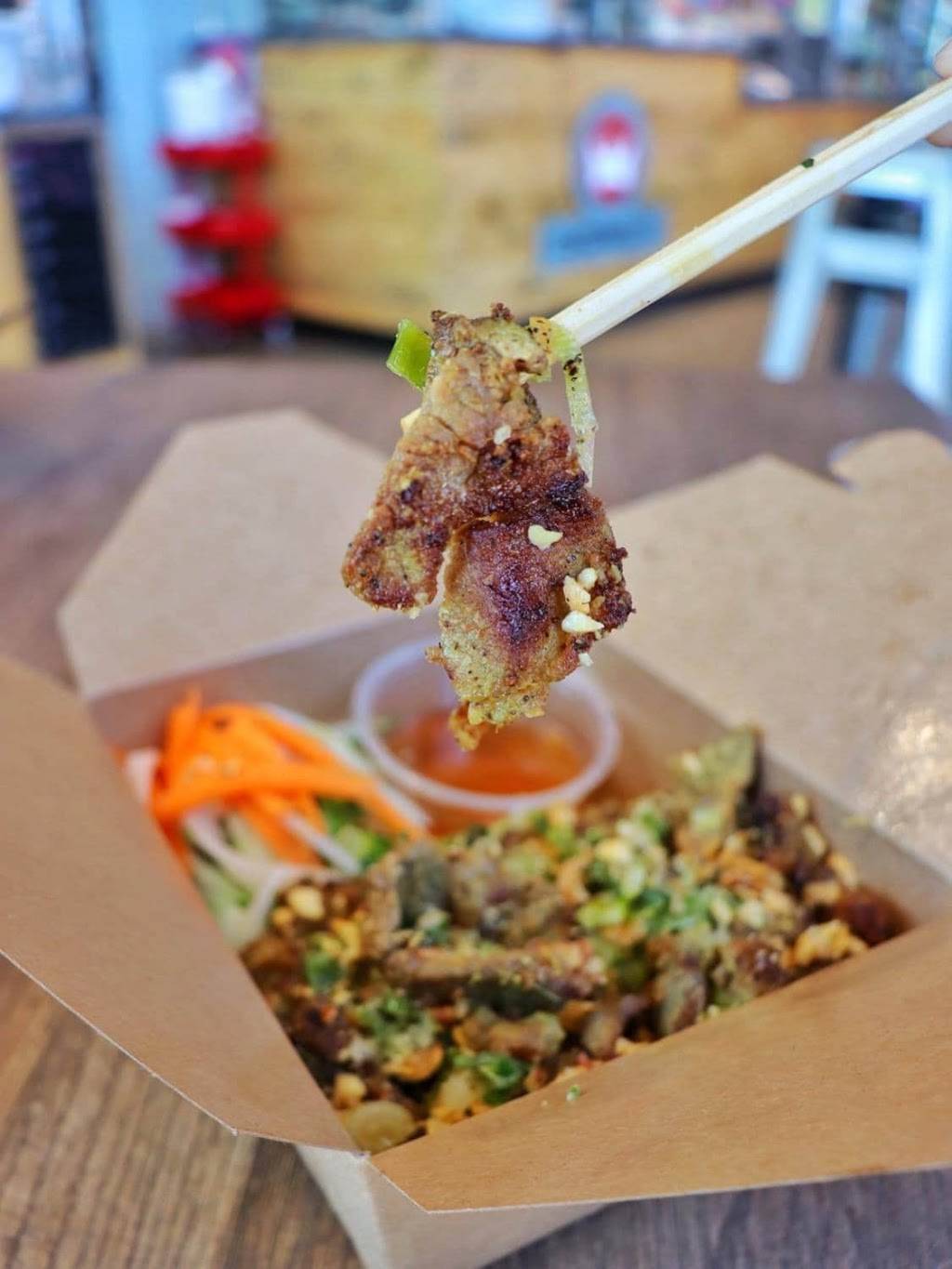 Anh-mazing Viet Kitchen | restaurant | 967 Rose Ave, North Bethesda, MD 20852, USA | 3013378310 OR +1 301-337-8310