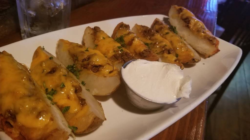 Bedford Falls | restaurant | 206 E 67th St, New York, NY 10065, USA | 2127178181 OR +1 212-717-8181