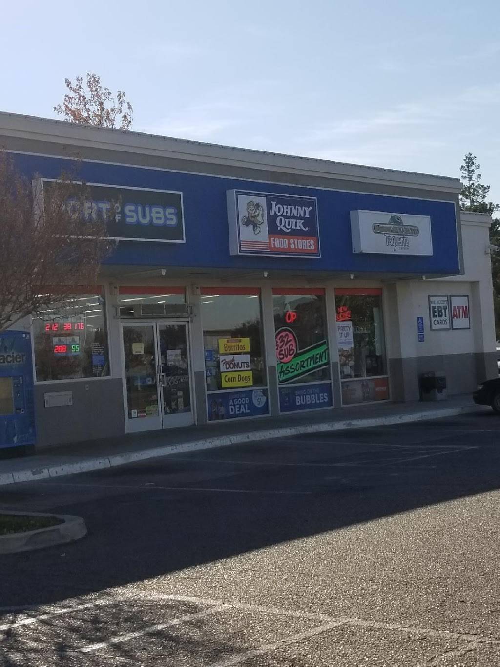 Johnny Quik Food Store / Chevron Gas Station | restaurant | 4395 W Ashlan Ave, Fresno, CA 93722, USA | 5592762067 OR +1 559-276-2067