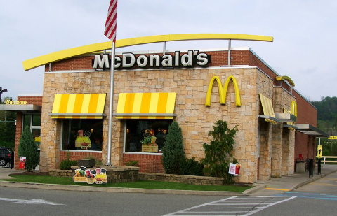 McDonalds | cafe | 889 Marshall St, Allegan, MI 49010, USA | 2695127277 OR +1 269-512-7277