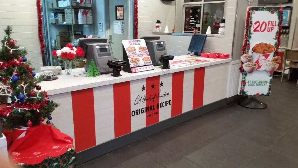 KFC | restaurant | 1201 E Alameda St, Norman, OK 73071, USA | 4053215152 OR +1 405-321-5152