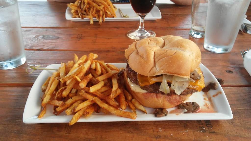 50/50 Taphouse | restaurant | 29 W Cork St, Winchester, VA 22601, USA | 5407734986 OR +1 540-773-4986