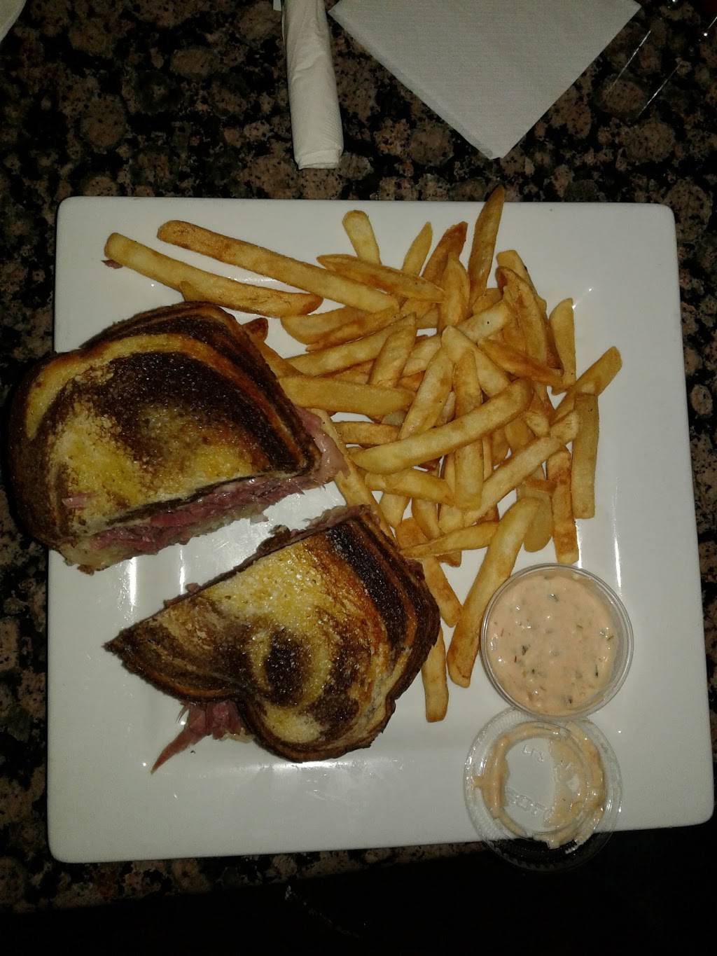 US 12 Bar And Grill | restaurant | 34824 W Michigan Ave, Wayne, MI 48184, USA | 7347223170 OR +1 734-722-3170