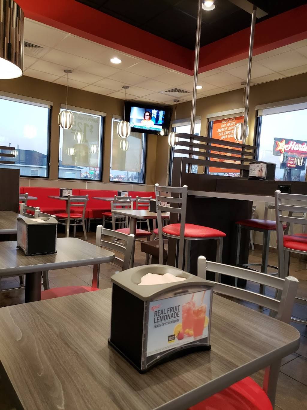 Hardees | restaurant | 1645 Dekalb Ave, Sycamore, IL 60178, USA | 7792224971 OR +1 779-222-4971