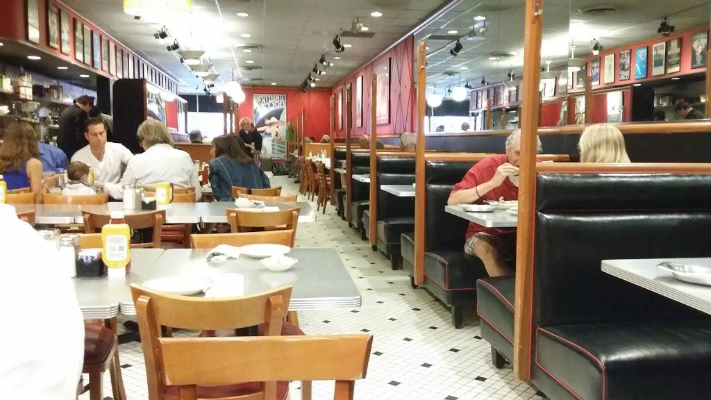 The Bagel Restaurant and Deli | restaurant | 3107 N Broadway, Chicago, IL 60657, USA | 7734770300 OR +1 773-477-0300