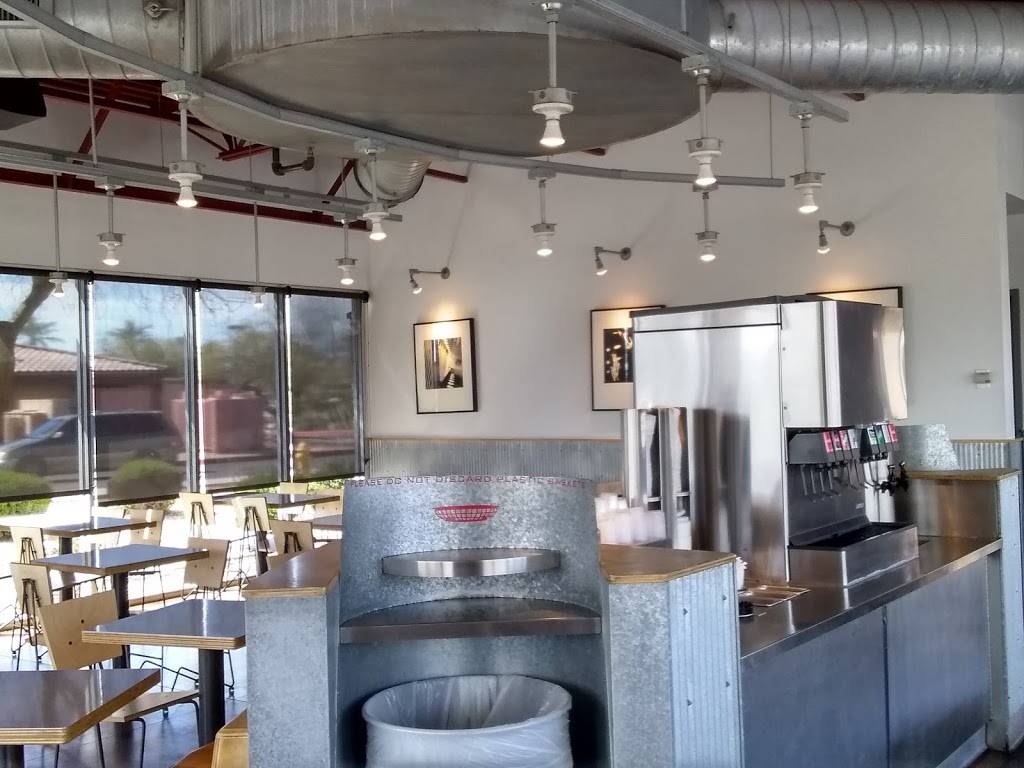 Chipotle Mexican Grill | restaurant | 1560 N Litchfield Rd, Goodyear, AZ 85395, USA | 6235360025 OR +1 623-536-0025