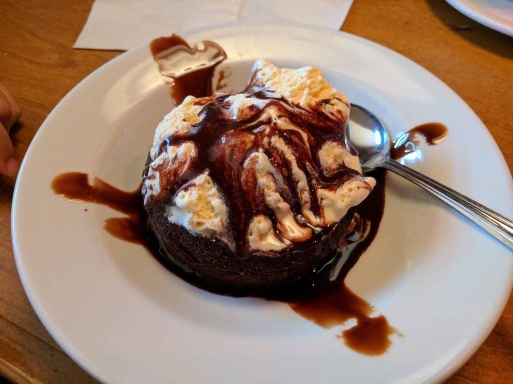 Texas Roadhouse | restaurant | 26409 Silver Maple Pkwy, Wesley Chapel, FL 33544, USA | 8139078188 OR +1 813-907-8188