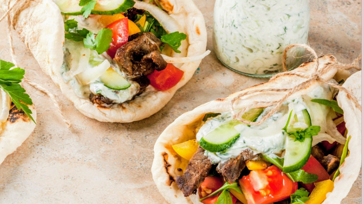 Mr. Hook Fish, Chicken & Grill | meal takeaway | 1938 E 95th St, Chicago, IL 60617, USA | 7737688870 OR +1 773-768-8870