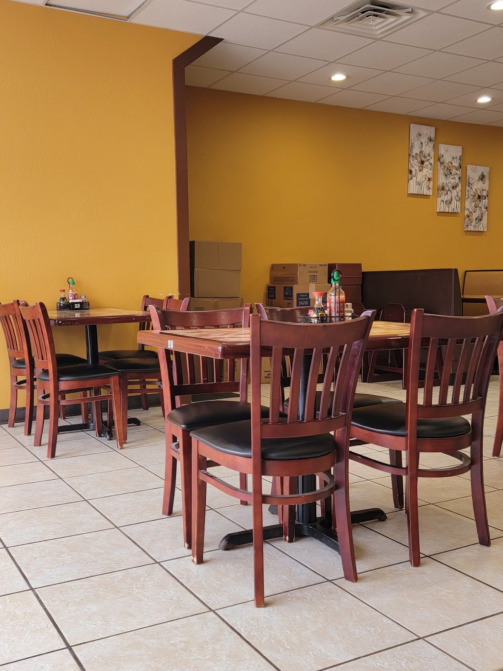 China Chinese Restaurant | restaurant | 209 E Grand Ave, Tonkawa, OK 74653, USA | 5806282300 OR +1 580-628-2300