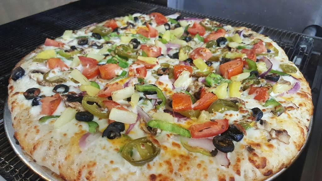 Gateway Pizza N Subs | restaurant | 1220 V St, Merced, CA 95341, USA | 2097237273 OR +1 209-723-7273