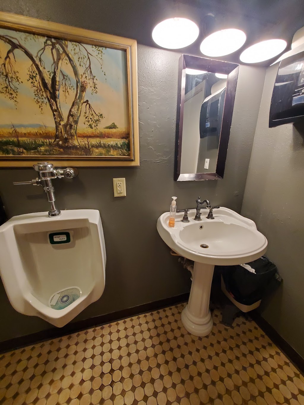 Edelweiss Riverhouse | restaurant | 2900 WY-120, Powell, WY 82435, USA | 3076453223 OR +1 307-645-3223