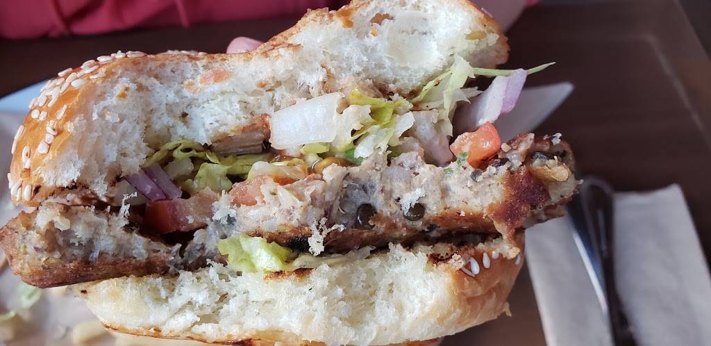 Pappys Seafood | restaurant | 301 W 6th St, San Pedro, CA 90731, USA | 4242245444 OR +1 424-224-5444