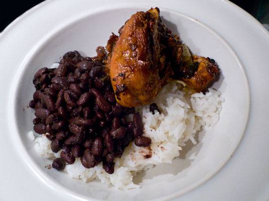 R&A Fonso Grocery bodega and Food Court | restaurant | 265 Central Ave, Albany, NY 12206, United States | 5183844721 OR +1 518-384-4721