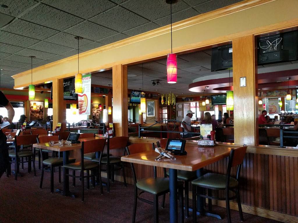 Applebees Grill + Bar | restaurant | 10709 E Foothill Blvd, Rancho Cucamonga, CA 91730, USA | 9099803633 OR +1 909-980-3633