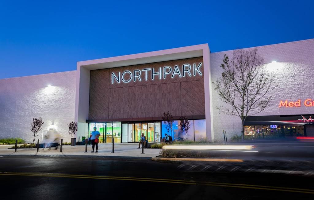 Northpark | shopping mall | 1200 E County Line Rd, Ridgeland, MS 39157, USA | 6018632300 OR +1 601-863-2300