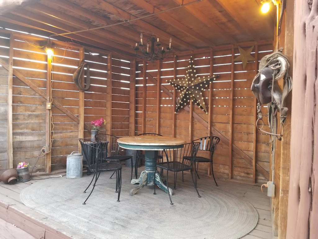 Mikes Grill | restaurant | 187 W Center St, Pima, AZ 85543, USA | 9289654819 OR +1 928-965-4819