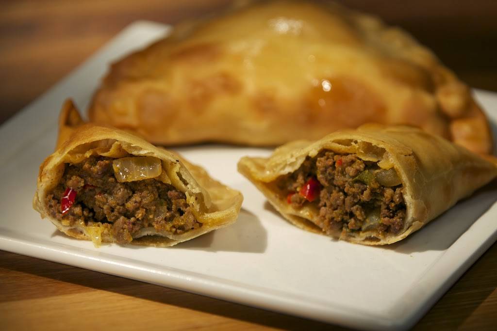 Empanada Guy Restaurant | restaurant | 568 Park Ave, Freehold, NJ 07728, USA | 8886237765 OR +1 888-623-7765