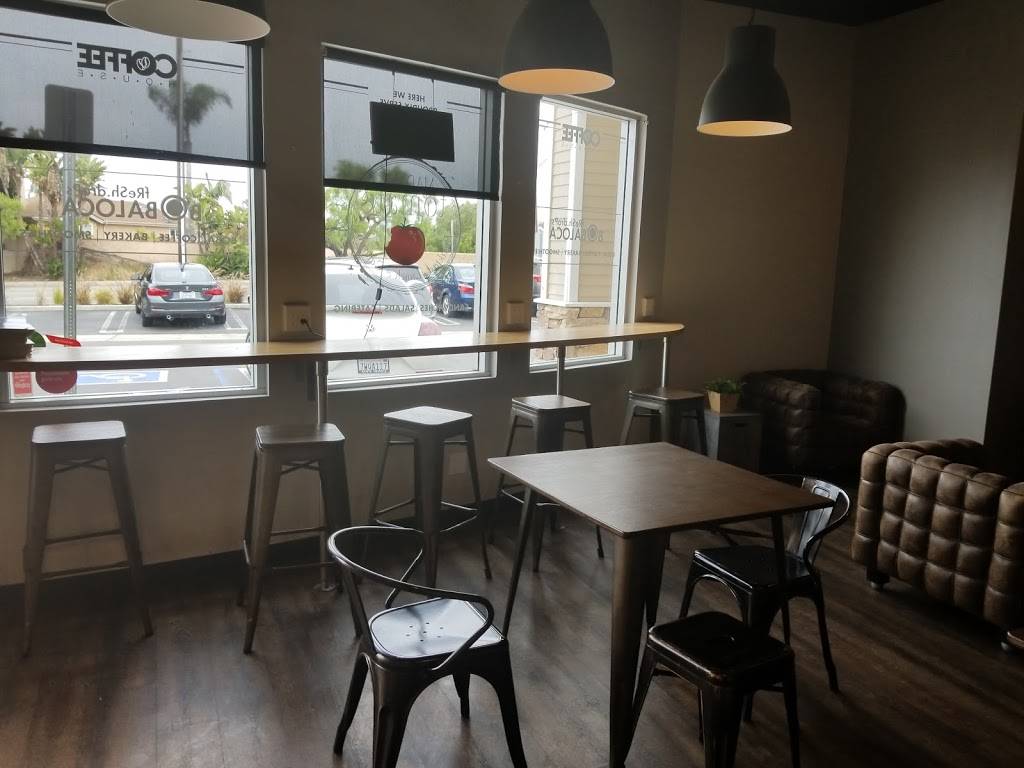 Bobaloca Manhattan Beach | cafe | 210 N Aviation Blvd, Manhattan Beach, CA 90266, USA | 3103767600 OR +1 310-376-7600