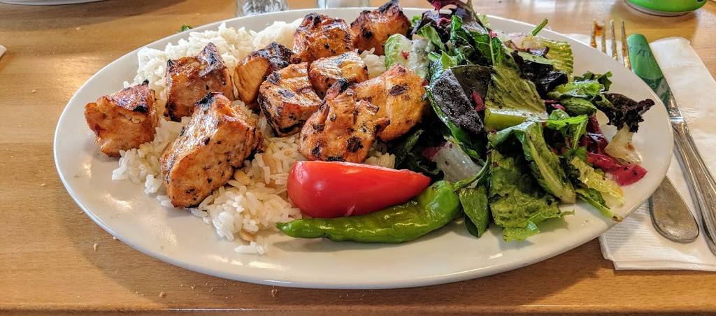 Zara Cafe Grill | restaurant | 1995 Hylan Blvd, Staten Island, NY 10306, USA | 7189796122 OR +1 718-979-6122