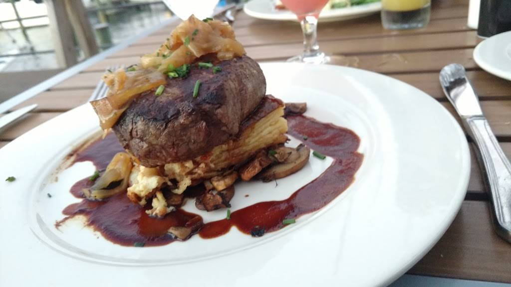 Carrols Creek Cafe | restaurant | 410 Severn Ave #100, Annapolis, MD 21403, USA | 4102638102 OR +1 410-263-8102