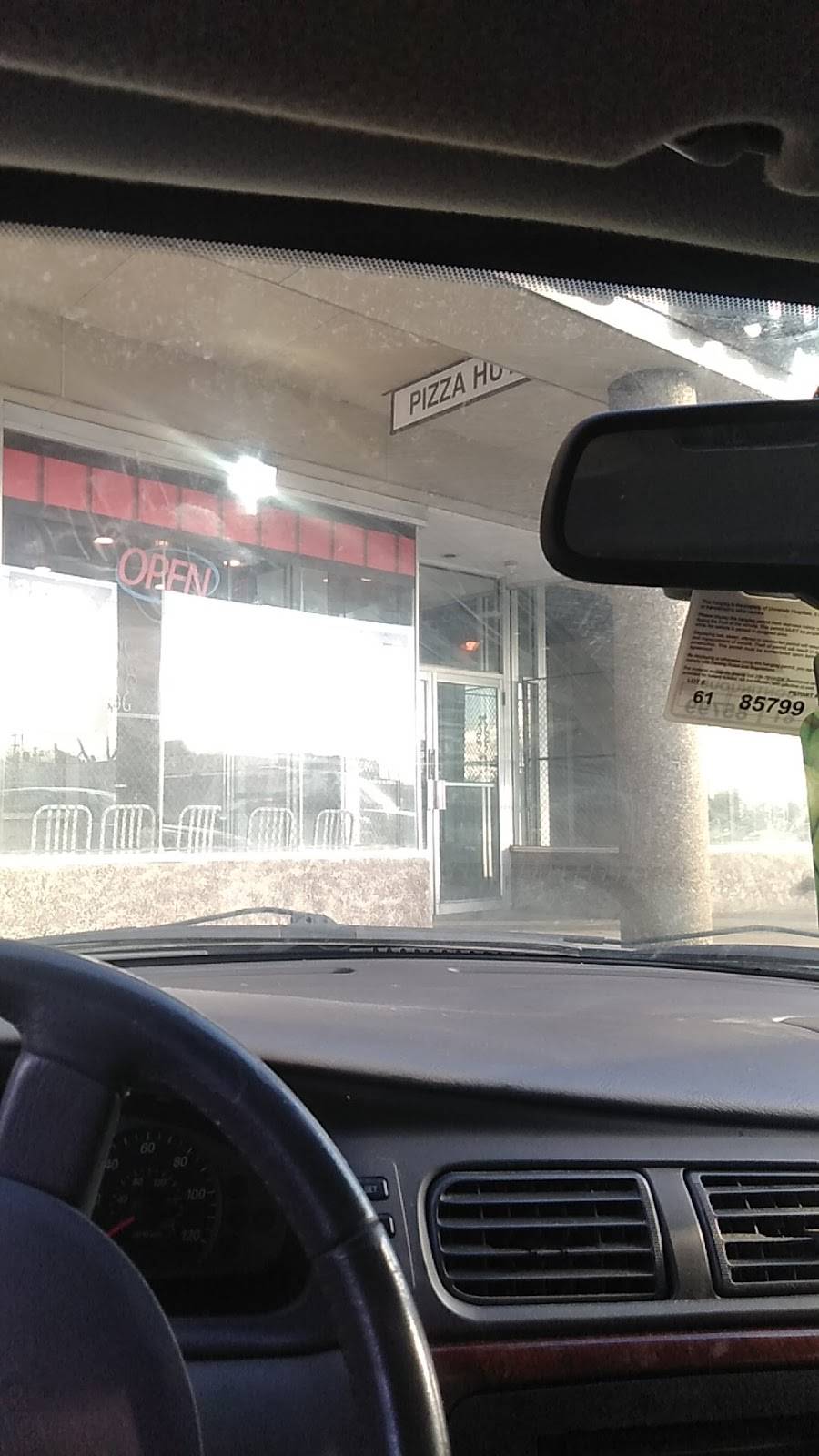 Pizza Hut | restaurant | 13592 Euclid Ave, East Cleveland, OH 44112, USA | 2165414444 OR +1 216-541-4444