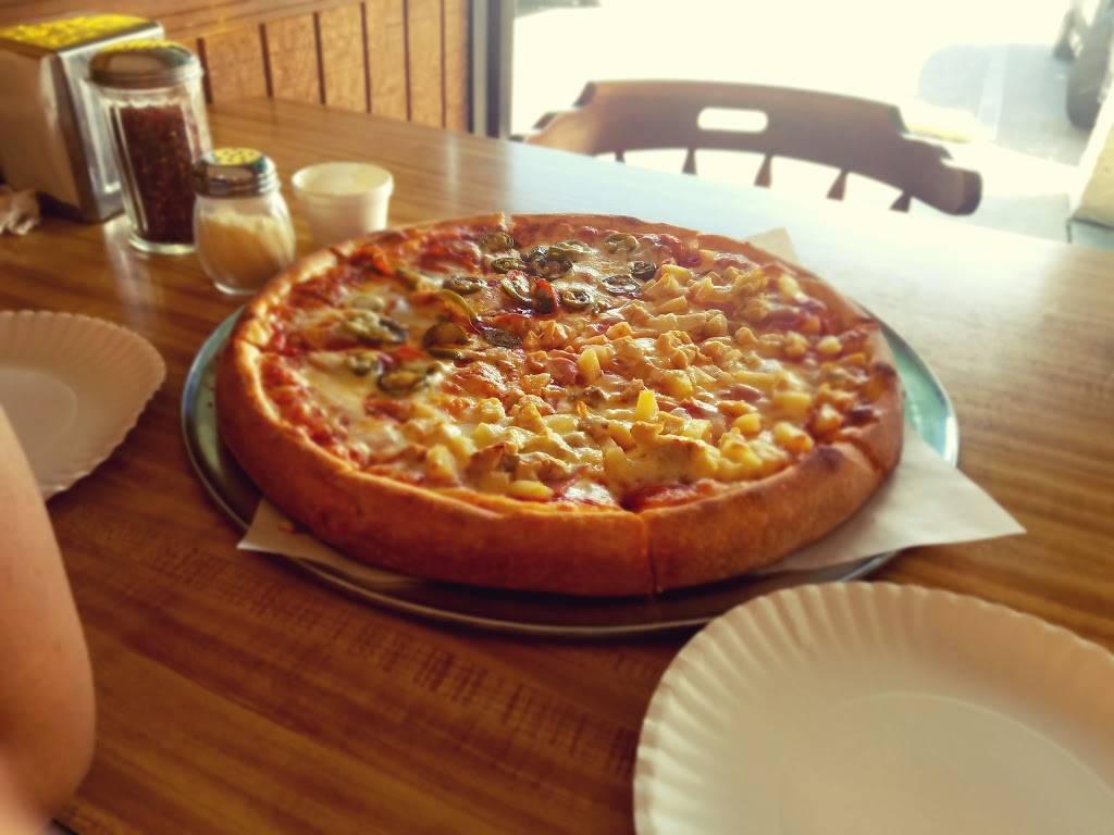 Two Brothers Pizza | restaurant | 6841 Warner Ave, Huntington Beach, CA 92647, USA | 7148480200 OR +1 714-848-0200