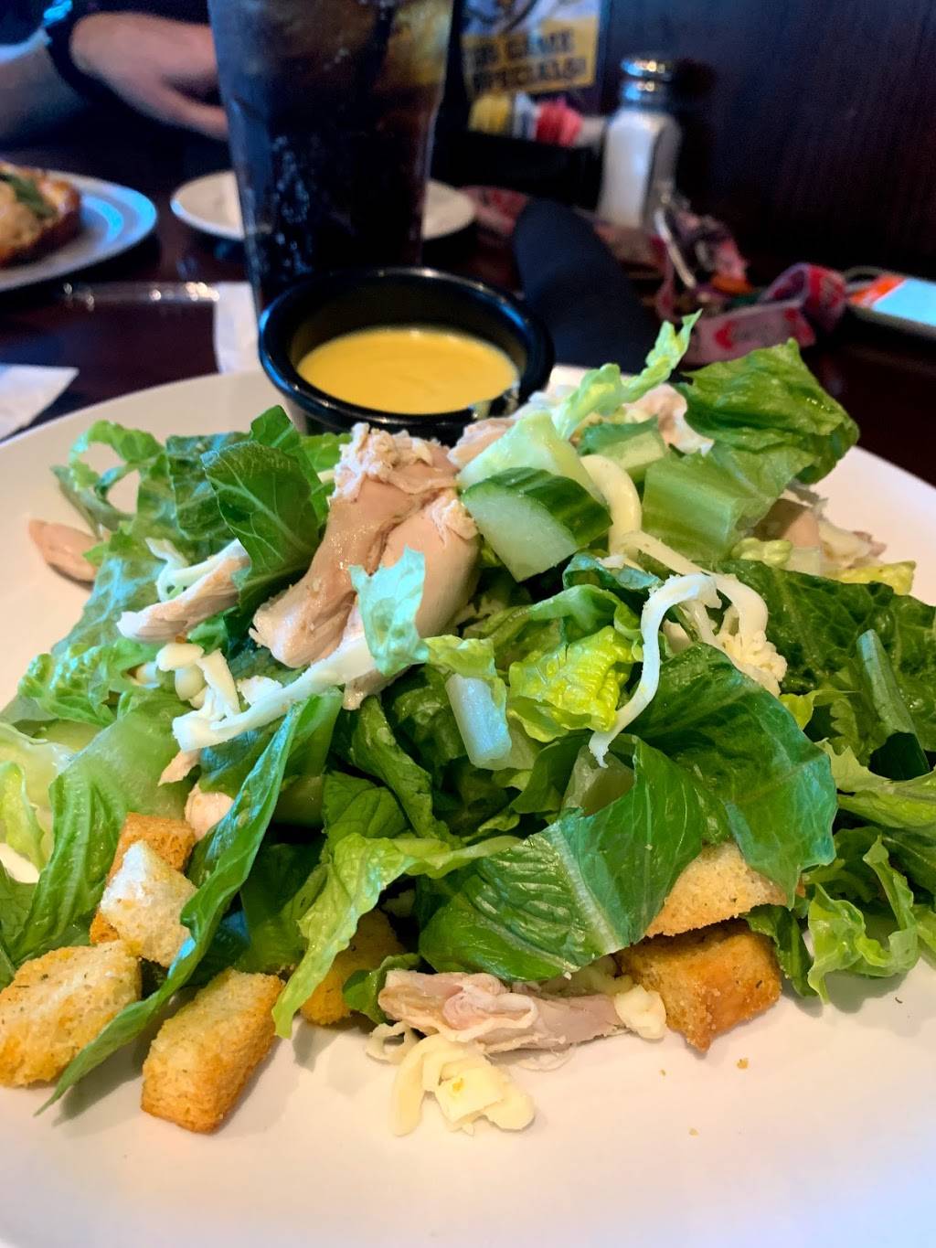 Sams Place Nippers Corner | restaurant | 15545 Old Hickory Blvd, Nashville, TN 37211, USA | 6159425755 OR +1 615-942-5755