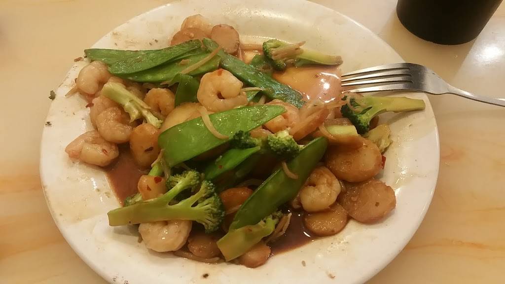 Great Wall Chinese Buffet | restaurant | 1811 N Greensburg Crossing, Greensburg, IN 47240, USA | 8126633037 OR +1 812-663-3037