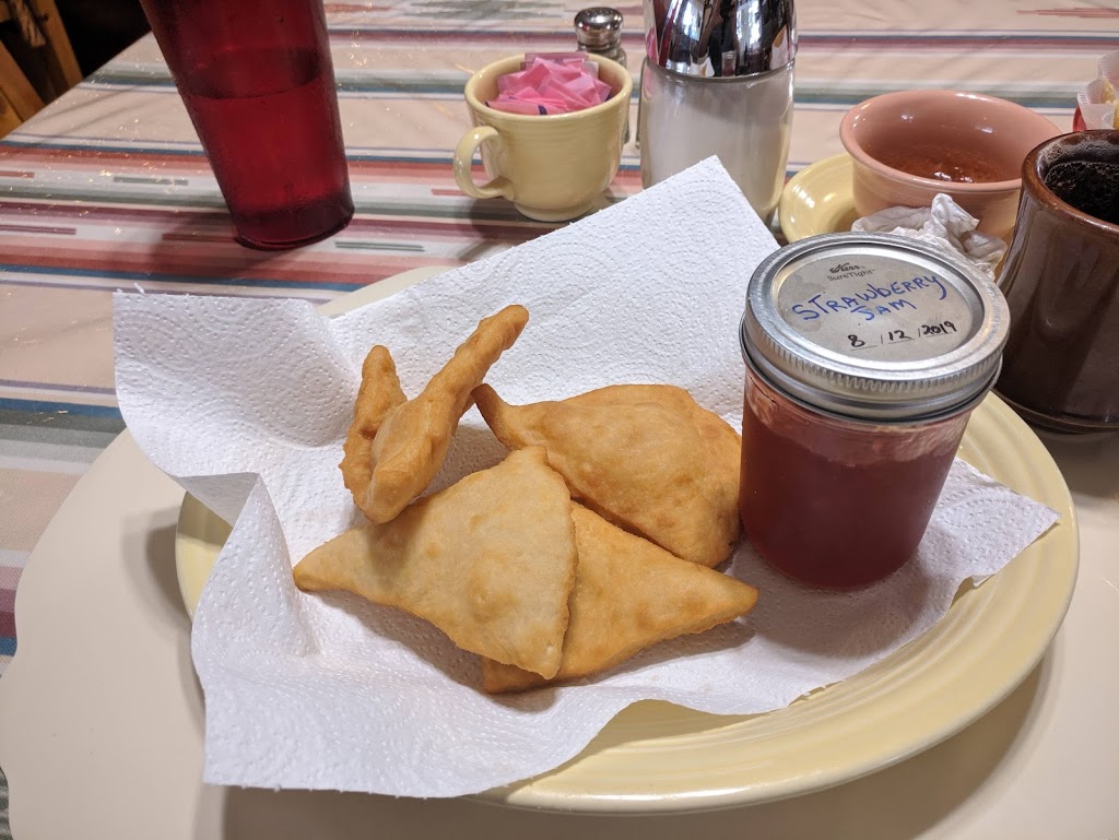 El Paisano | restaurant | 442 Smokey Bear Blvd, Capitan, NM 88316, USA | 5759732301 OR +1 575-973-2301