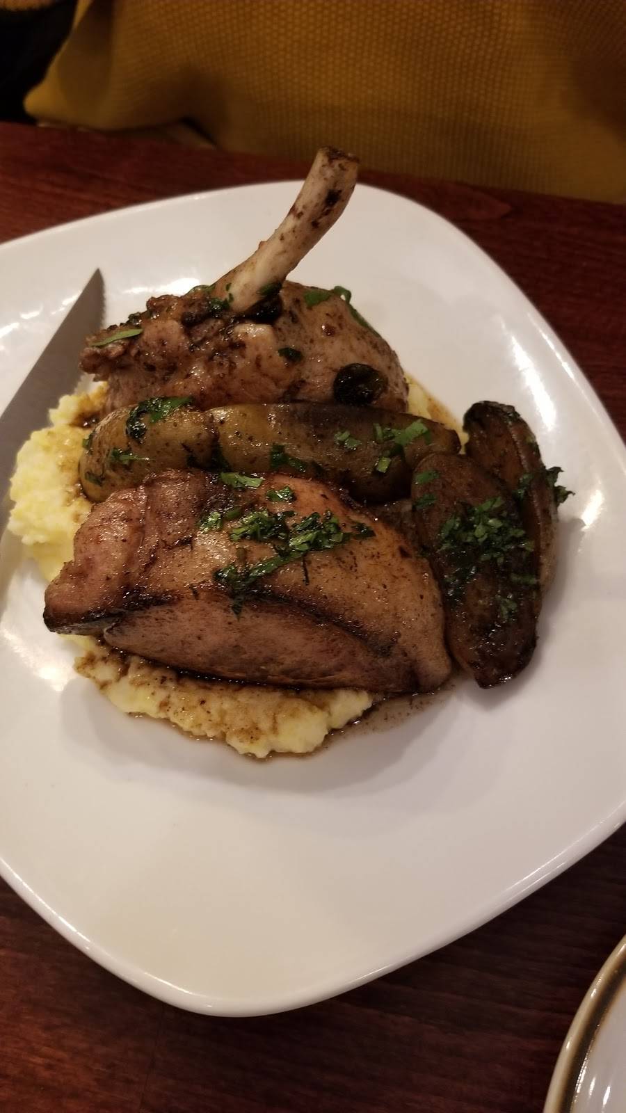 Tavolo Italian Bistro | restaurant | 204 E Chestnut St, Corydon, IN 47112, USA | 8122255148 OR +1 812-225-5148