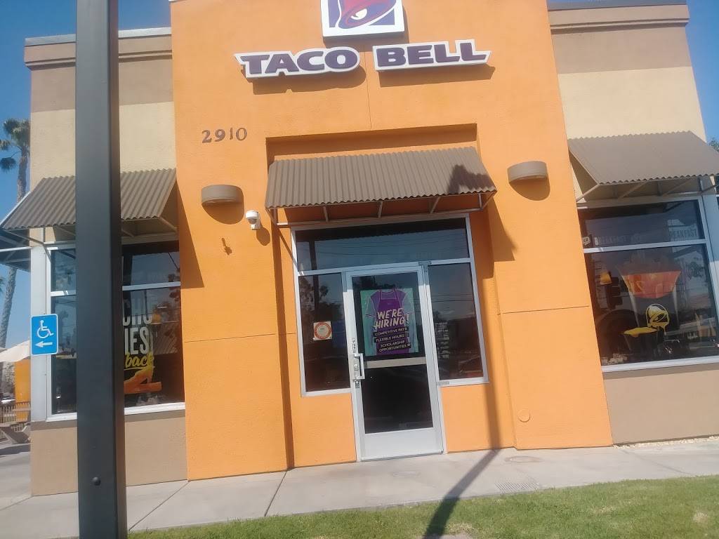 Taco Bell | meal takeaway | 1810 N Bristol St, Santa Ana, CA 92706, USA | 7149537344 OR +1 714-953-7344