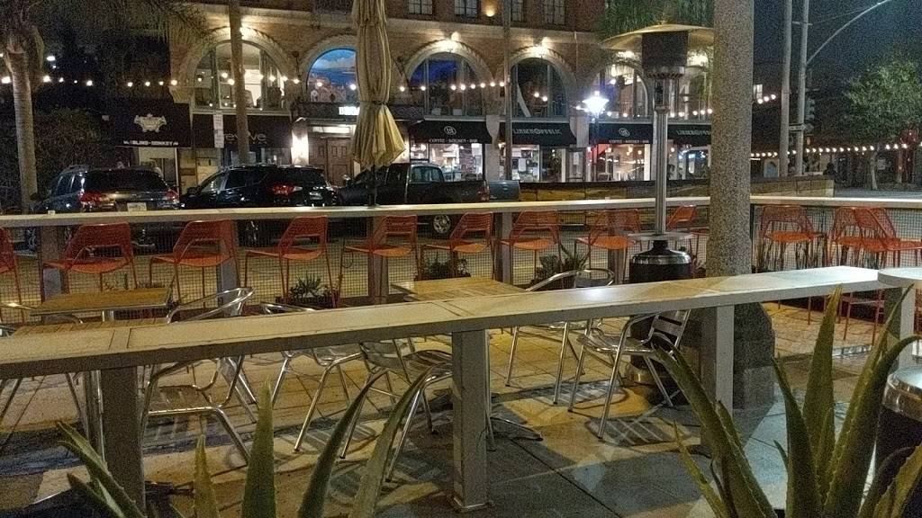 District Wine | restaurant | 144 Linden Ave, Long Beach, CA 90802, USA | 5626120411 OR +1 562-612-0411