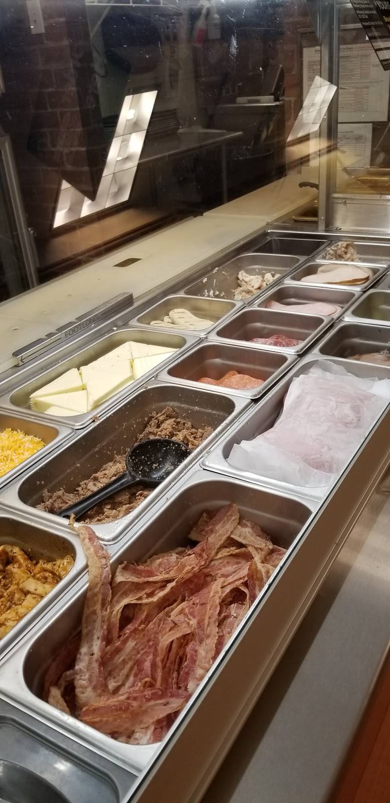 Subway | restaurant | 316 Wilson Ave, Toronto, ON M3H 1S8, Canada | 4166331222 OR +1 416-633-1222