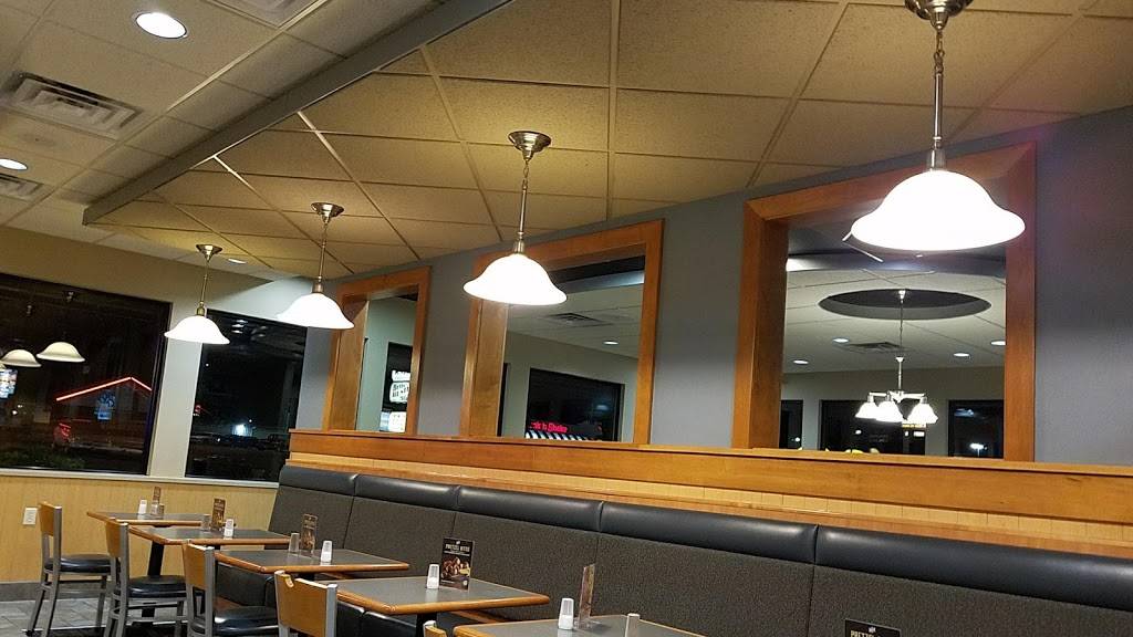 Culvers | restaurant | 3210 N Vermilion St, Danville, IL 61832, USA | 2172136022 OR +1 217-213-6022