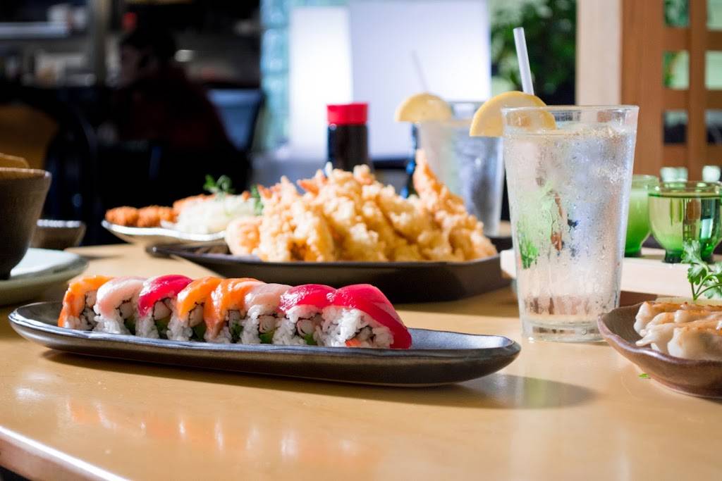 Waraji Japanese Restaurant | restaurant | 5910 Duraleigh Rd, Raleigh, NC 27612, USA | 9197831883 OR +1 919-783-1883