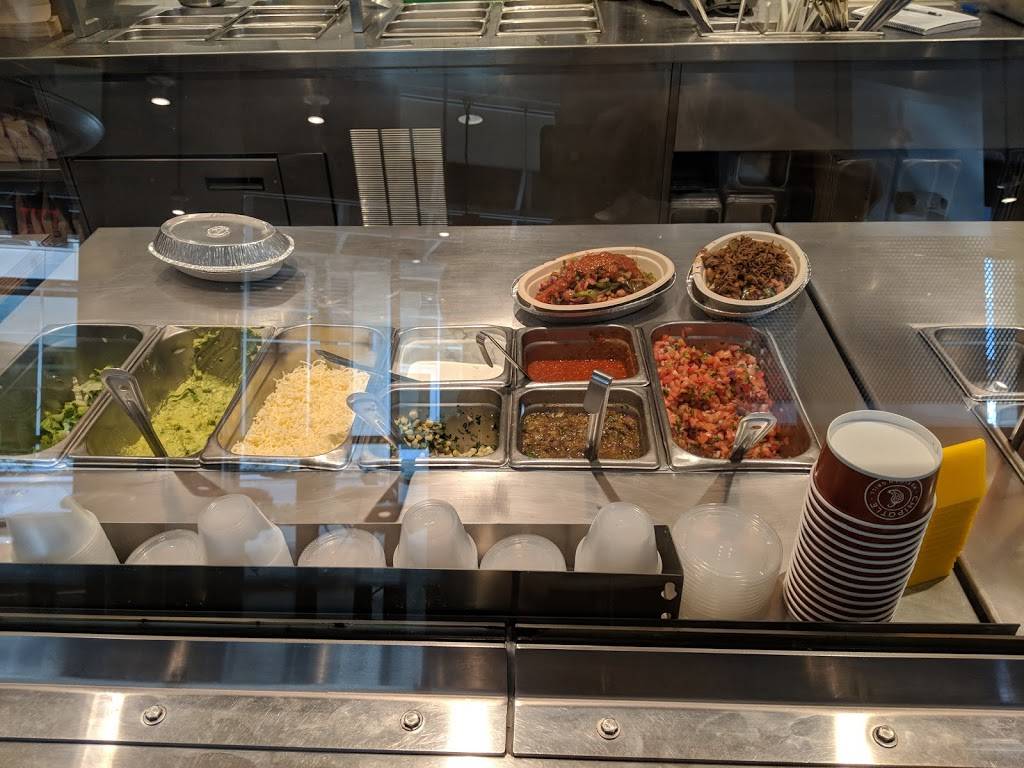 Chipotle Mexican Grill | restaurant | 12888 Queensbury Ln Ste 142, Houston, TX 77024, USA | 7133430521 OR +1 713-343-0521
