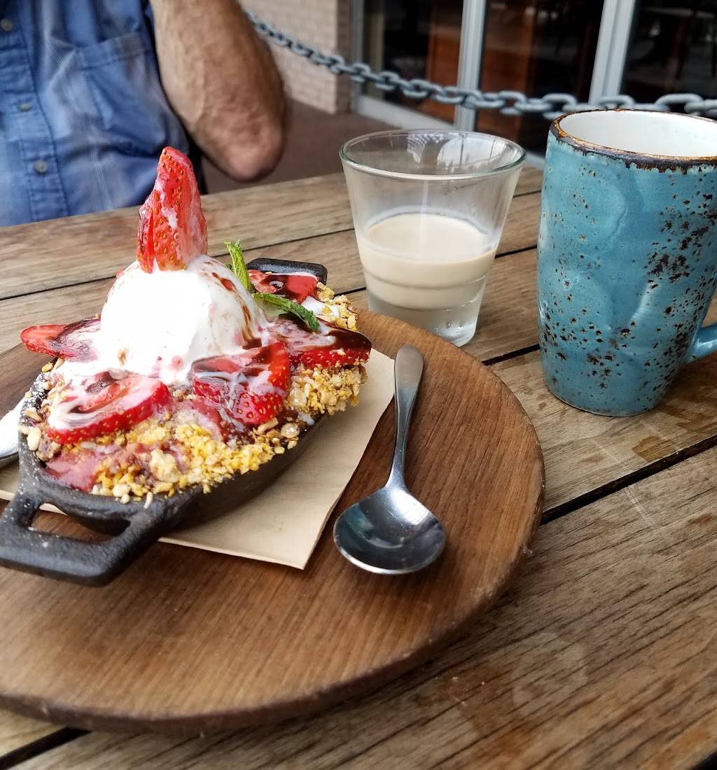 Geronimo Tequila Bar and Southwest Grill | restaurant | 2070 Post Rd, Fairfield, CT 06824, USA | 2039551643 OR +1 203-955-1643