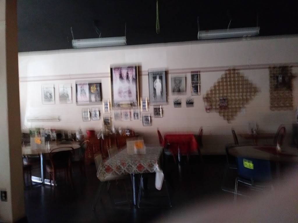 Corner Cafe | cafe | 132 Kelly St, Evarts, KY 40828, USA | 6068373891 OR +1 606-837-3891