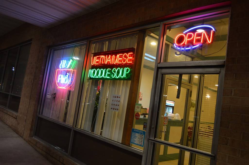 Pho Thang Long | restaurant | 3071 Nutley Street, Fairfax, VA 22031, USA | 7032089679 OR +1 703-208-9679