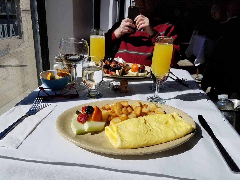 LAir Bête Steak House | restaurant | 68 Rue des Forges, Trois-Rivières, QC G9A 2G5, Canada | 8193701515 OR +1 819-370-1515