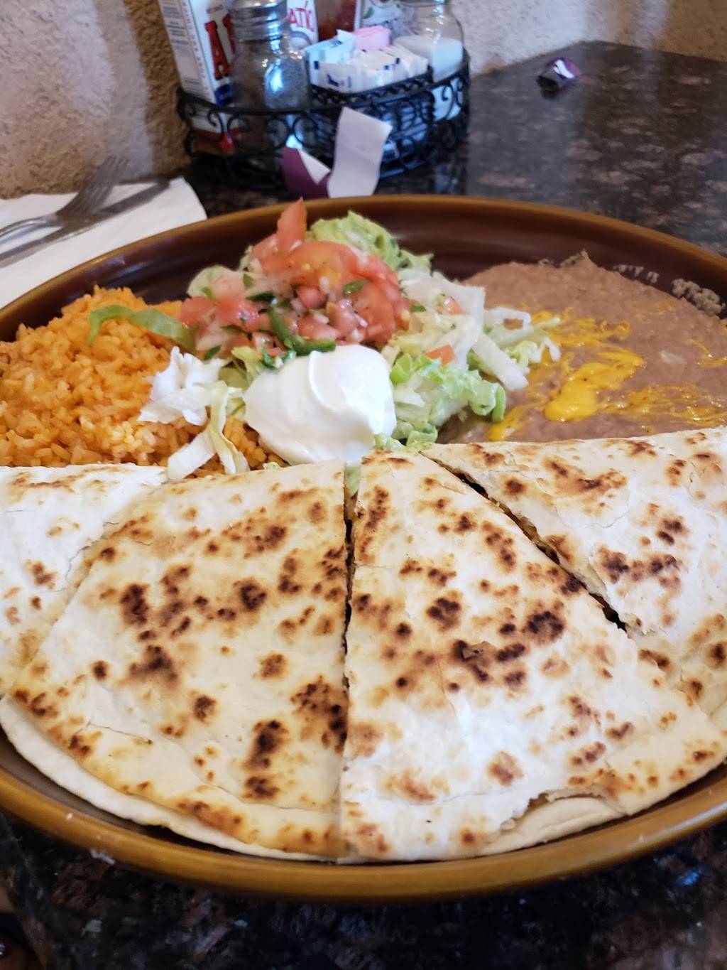 Pueblo Viejo | restaurant | 3841 E 14th St, Des Moines, IA 50313, USA | 5152651720 OR +1 515-265-1720