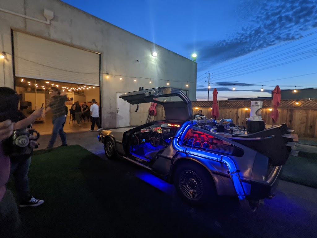 Crusader Brewing | restaurant | 5880 District Blvd STE 18, Bakersfield, CA 93313, USA | 6618596040 OR +1 661-859-6040