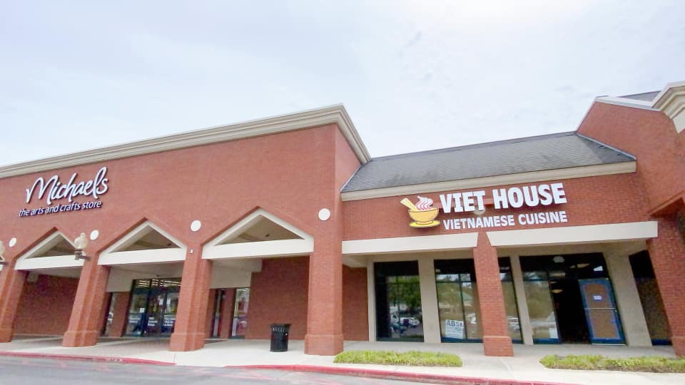 Viet House Restaurant | restaurant | 975 Airport Rd SW Suite B2, Huntsville, AL 35802, USA | 2568804888 OR +1 256-880-4888