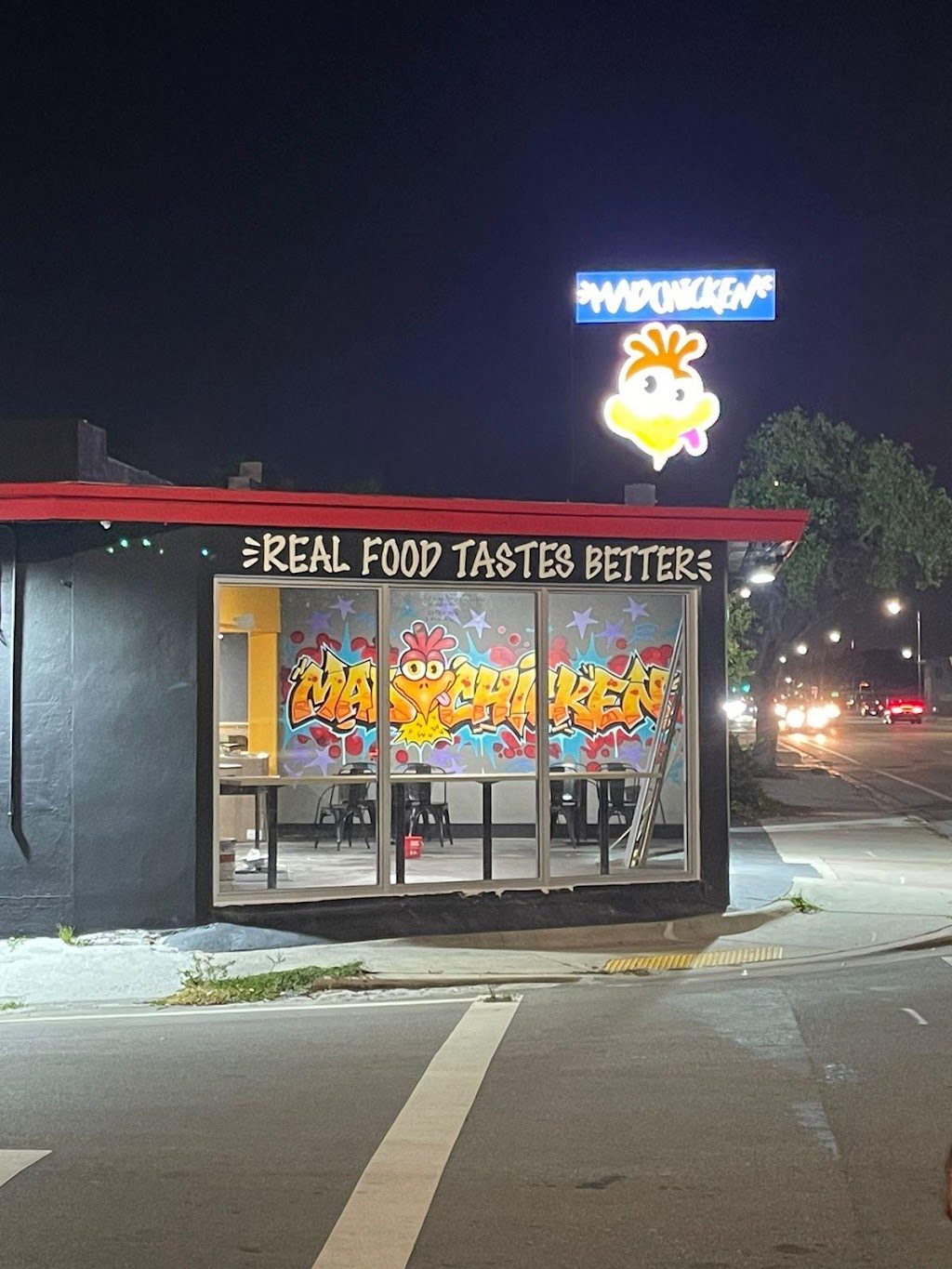 Mad Chicken | restaurant | 1100 N Federal Hwy, Hollywood, FL 33020, USA | 9545054695 OR +1 954-505-4695