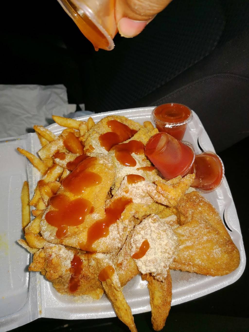 Whale Fish & Chicken | restaurant | 4955 W Madison St, Chicago, IL 60644, USA | 7739210889 OR +1 773-921-0889