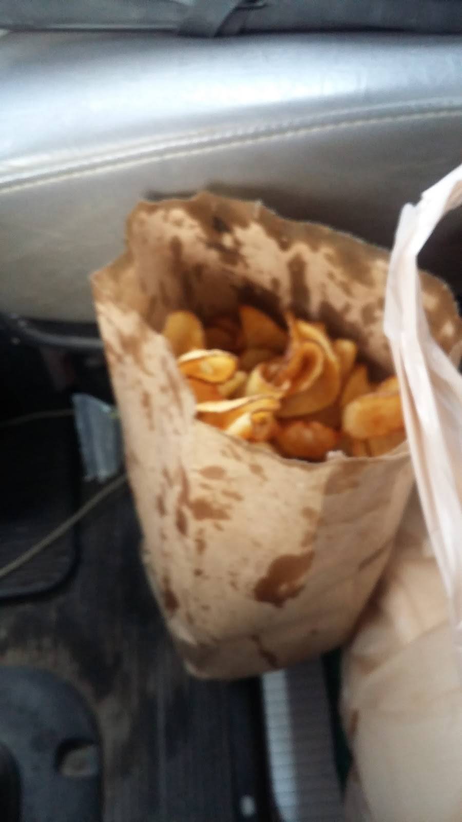 Toms B.B.Q & Grill | restaurant | 702 Front St, Toledo, OH 43605, USA | 4196977400 OR +1 419-697-7400