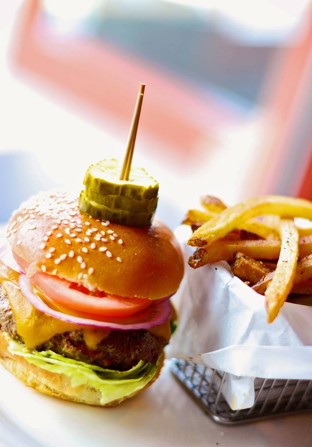 Libs Grill | restaurant | 5009 Honeygo Center Dr # 101, Perry Hall, MD 21128, USA | 4105137133 OR +1 410-513-7133